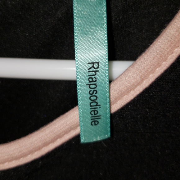 Dress - Picture 3 of 4